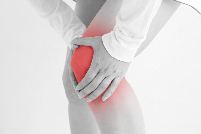 変形性膝関節症の症状